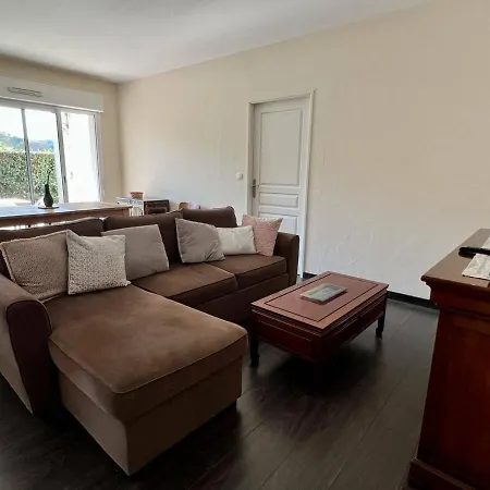Appartement Cambo-les-bains, 3 Pièces, 4 Personnes - Fr-1-495-75 *